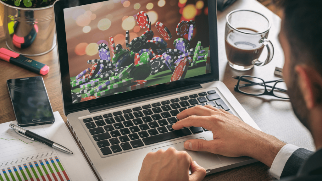 Online Gambling-Get to Know About Some Top-Class Benefits of Online Gambling