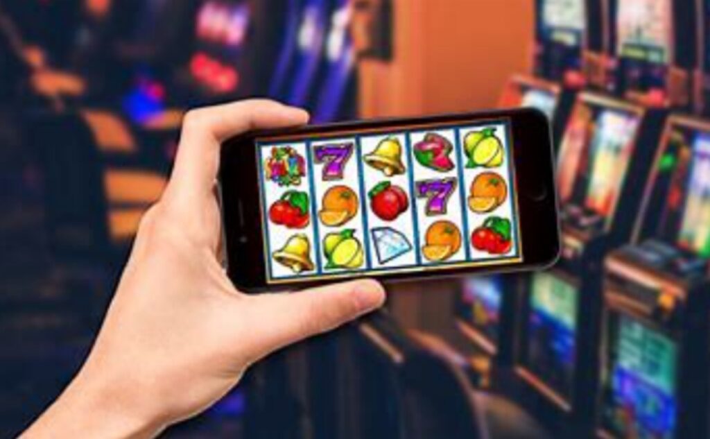 Direct Web Slots: A Seamless Integration with Mobile Devices